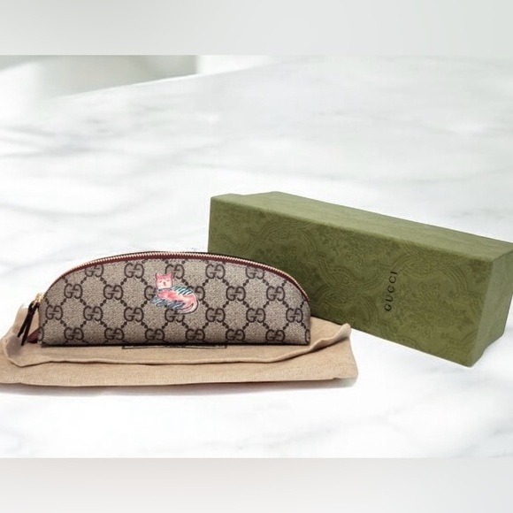 Gucci Handbags - Gucci GG Supreme Canvas Cat Print Pouch Cosmetic Bag Monogram Brown Full Set